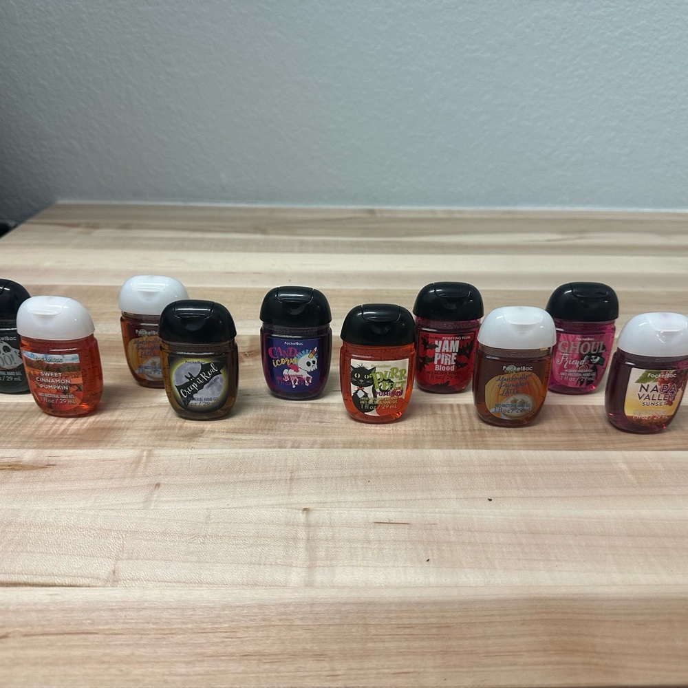 Bath and Body Works hand sanitizer fall scents lot